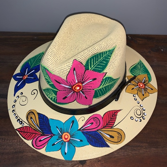 Women’s Hand Painted Mexican Sombrero Hat - Picture 4 of 13